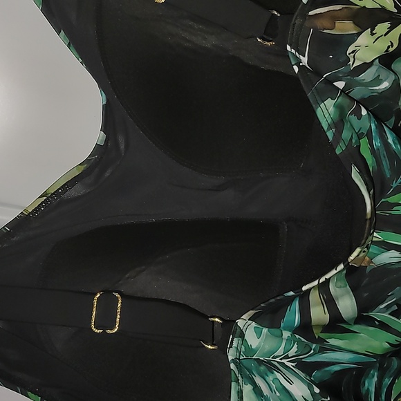 Tropical Leaf Print Tankini Top - Picture 9 of 10